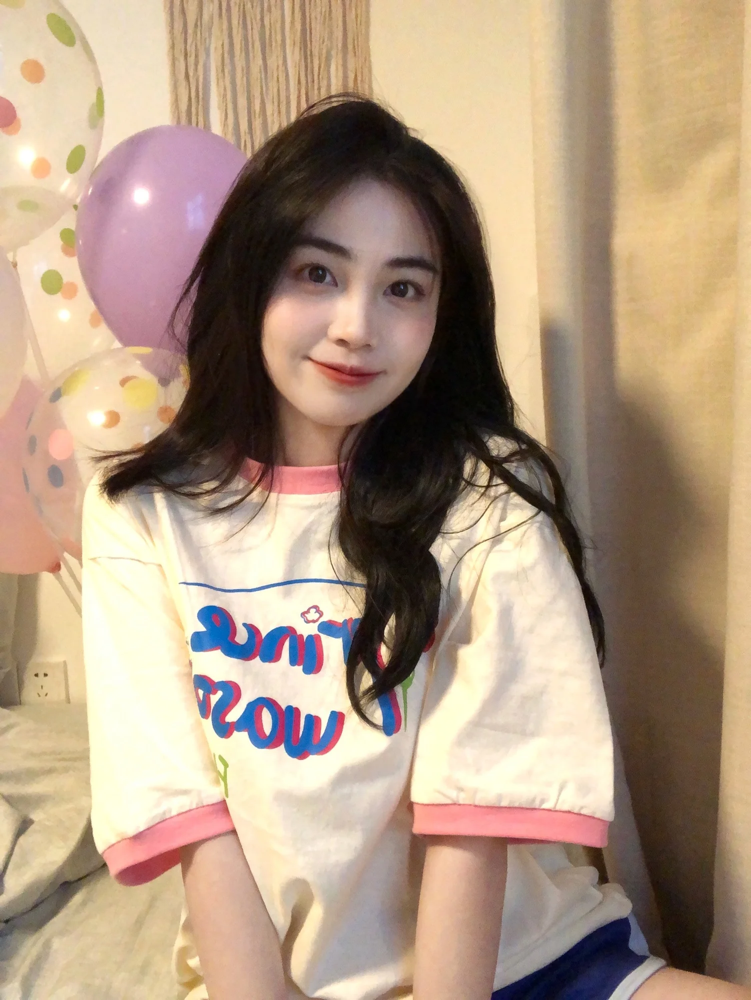 Футболка свободная с цветочным принтом и коротким рукавом | Женская одежда