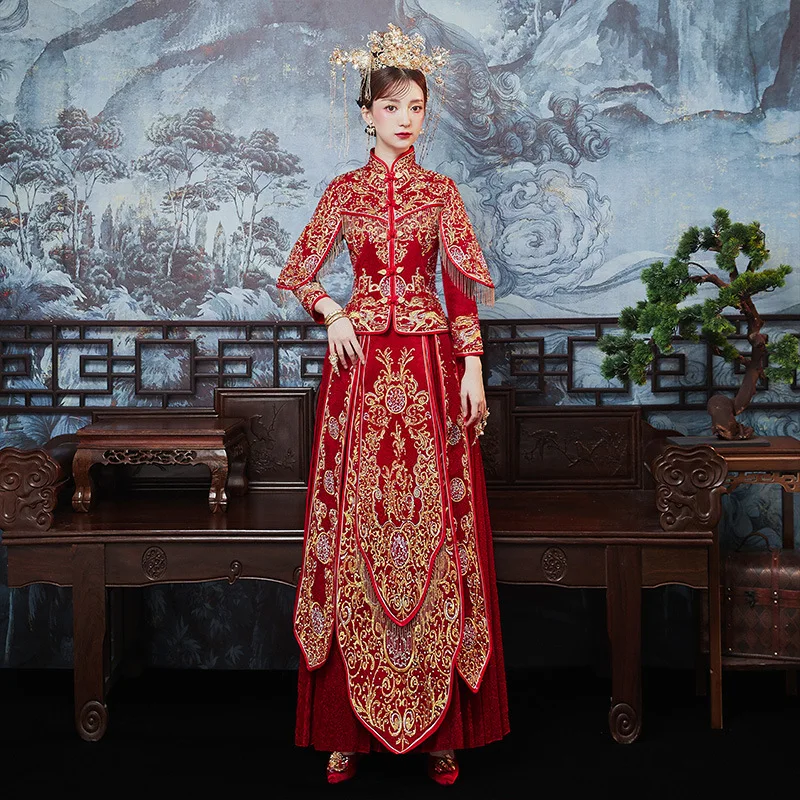 

Традиционное длинное Ципао с вышивкой Красного Феникса, свадебное платье невесты в китайском стиле, женская одежда для свадьбы