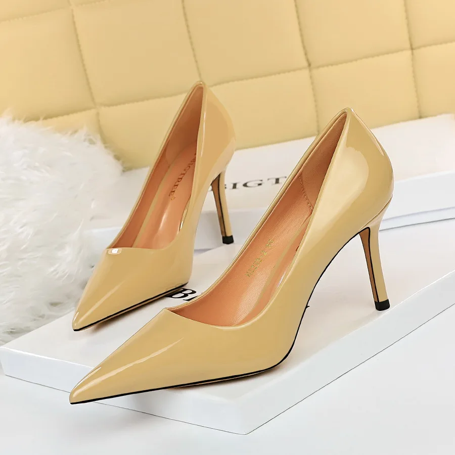2021 New Women Yellow Blue 8.5cm High Heels Pumps Patent Leather Female Scarpins Office Pointed Toe Tacons Pumps Shoes Plus Size