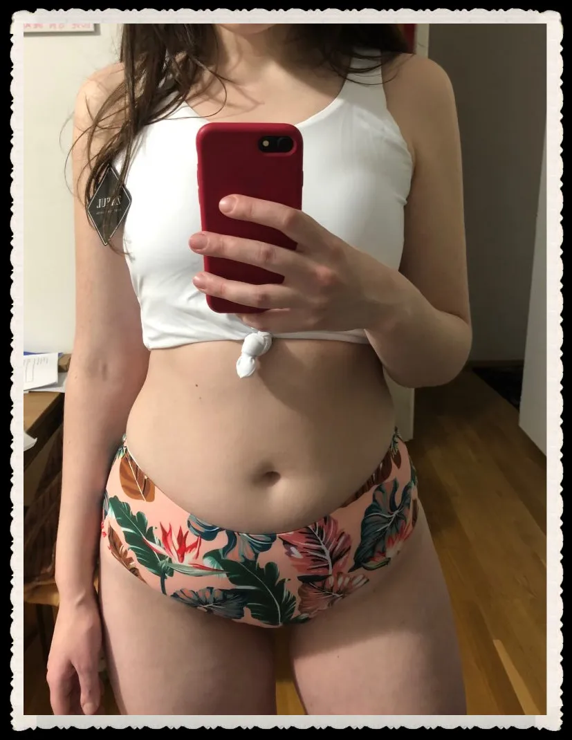 

ZAFUL Tankini Tropical Leaf Knotted Bikini Set Wire Free Padded Swim Suit Crop Top Triangle shorts Beach Women Summer Swimwear