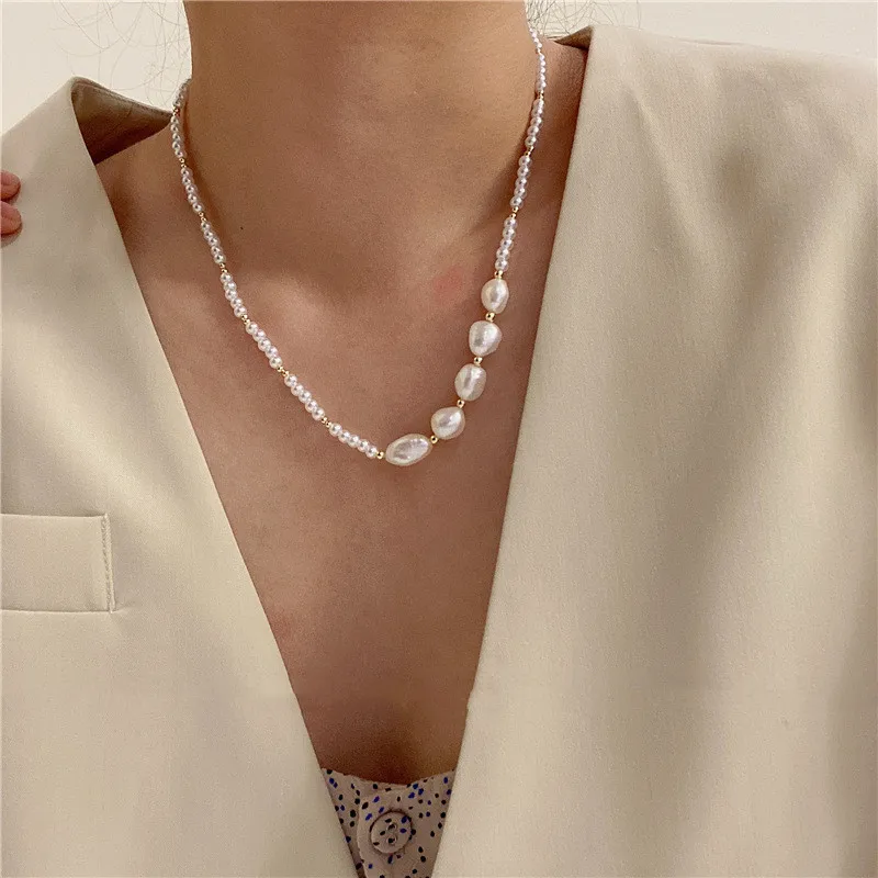 

LOVOACC Vintage Irregular Baroque Pearl Necklace for Women Lady Small Golden Beaded Chain Chokers Necklaces Dainty Accessories