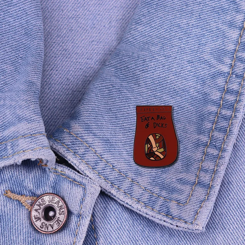 Сумка с брошью в виде приколов|Броши| |