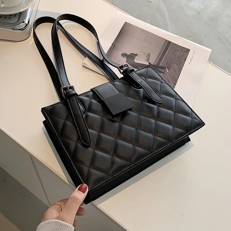 

Small PU Leather Shoulder Bags for Women 2021 Winter Branded Luxury Black Handbags Trending Lux Fashion Hand Bag