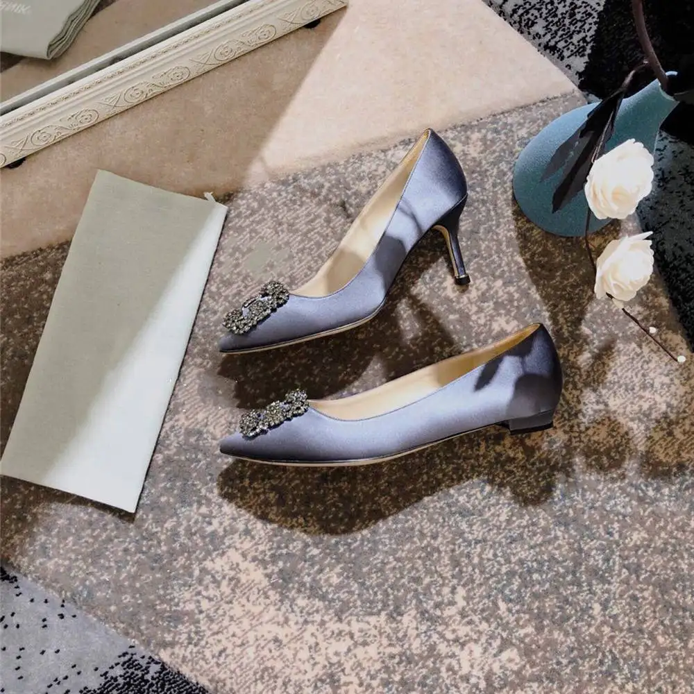 Grey 1cm heels Junetxin/женские туфли-лодочки со стразами; элегантные пикантные женские туфли на высоком каблуке; женская обувь с острым носком; женские туфли-лодочки из экстремальной кожи - Цвет: Grey 1cm heels