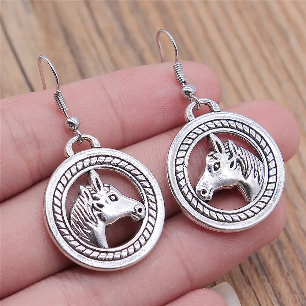 1 пара шармов в виде лошади и единорога модные Висячие серьги подарок для женщин -