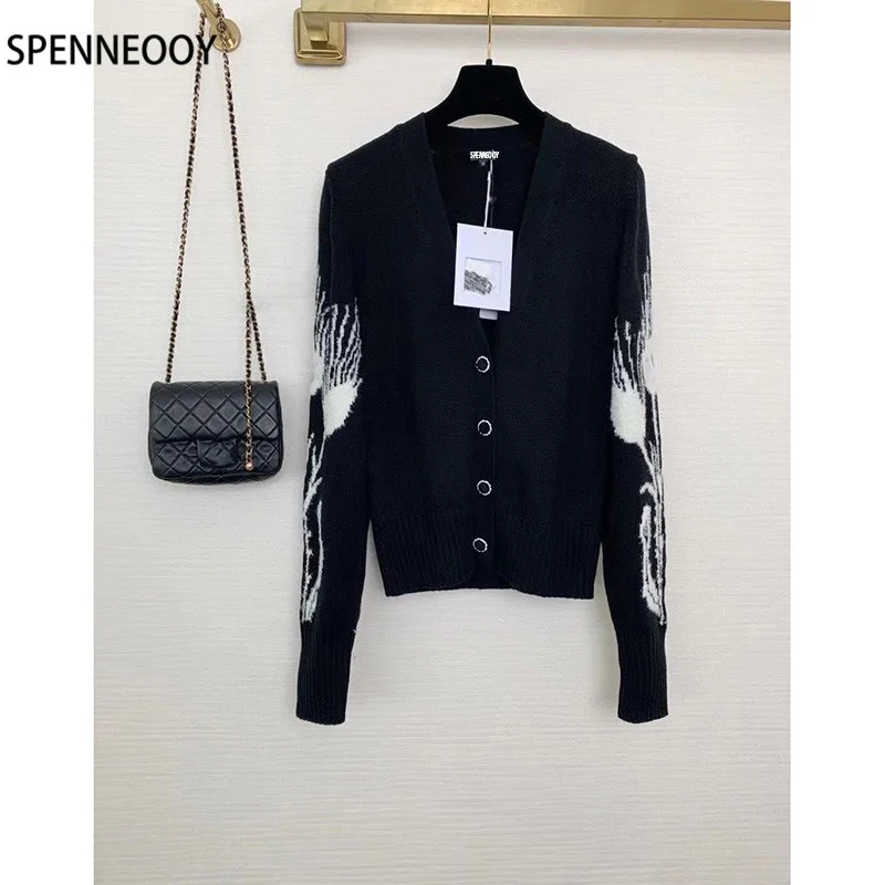 

SPENNEOOY Designer Brand Autumn High-End Wool Knitting Cardigan Women V-Neck Single-Breasted Black White Sweater Coat