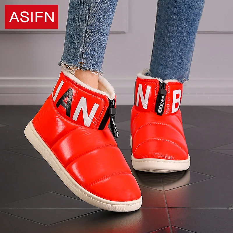 Женские кроссовки на массивной платформе черные зимние для бега повседневные