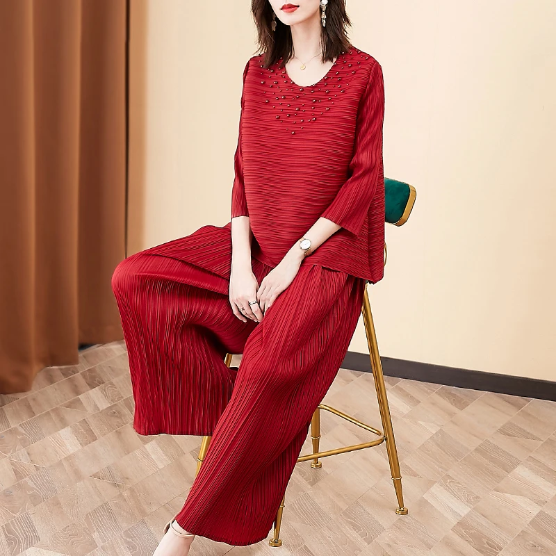 Pant Suits Plus Size Women Spring Summer Fashion Round Neck 3/4 Sleeve Beading Top + Elastic Waist Miyake Pleated Pants Set