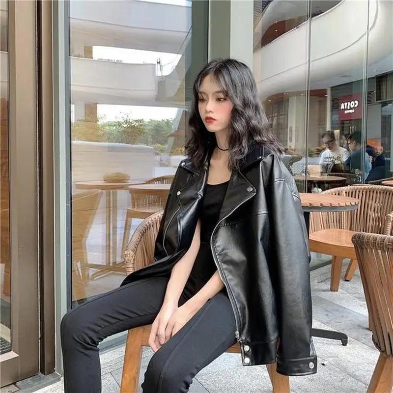 Куртка мотоциклетная Женская оверсайз из искусственной кожи мягкая гладкая