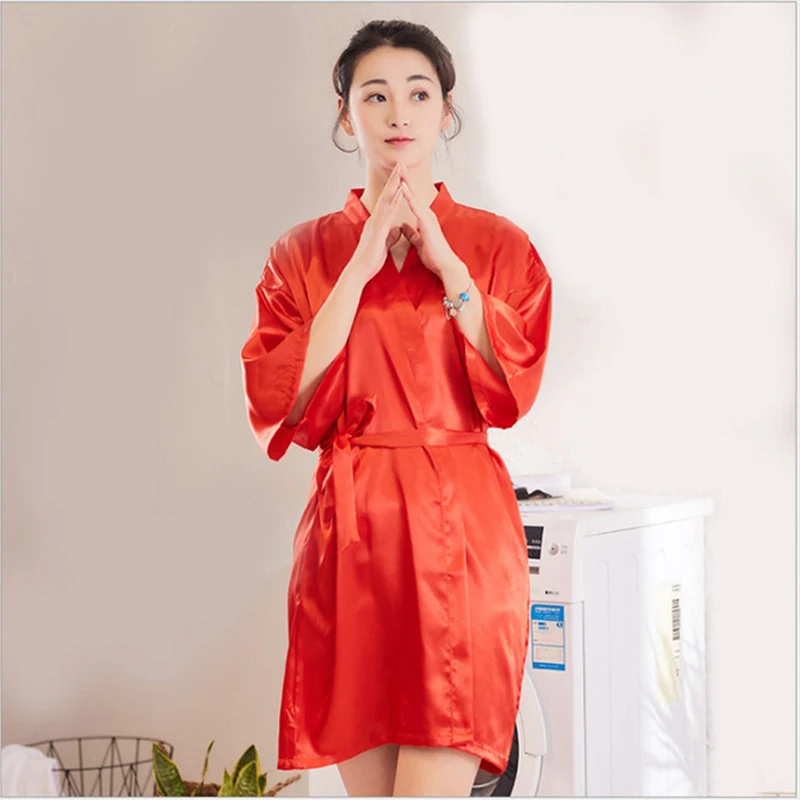 

Women Silk Bathrobe Summer Thin Half Sleeve Solid V Neck Ladies Dressing Gown with Sashes Loose Satin Robes for Female Homewear