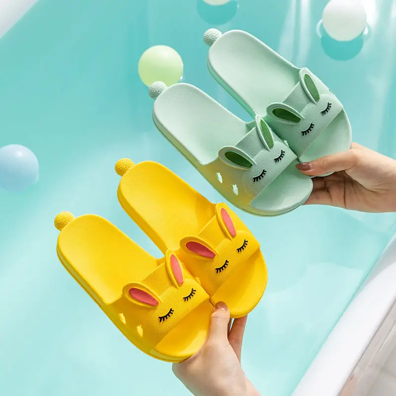 Детские пляжные шлепанцы с мультяшным Кроликом домашние тапочки сандалии