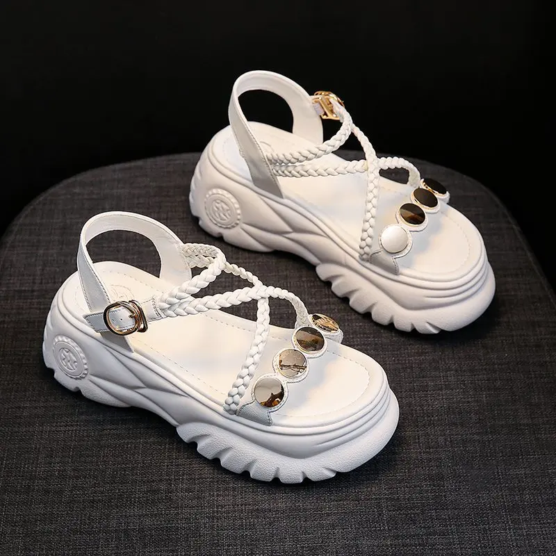 

2020 summer new fairy style word buckle rhinestone sandals female tide fashion wild mid-heel thick bottom increased sandals Z897