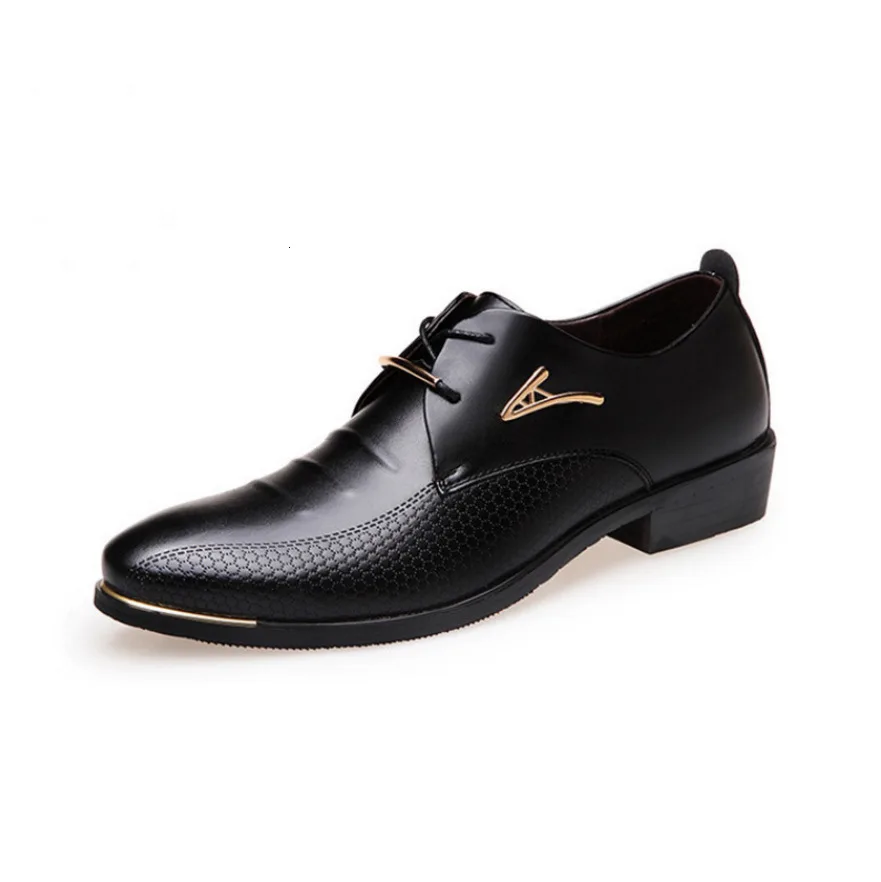 Осенняя обувь деловые модельные кожаные туфли мужские с острым носком |