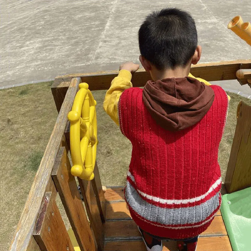 Детская игрушка лодка игра рулевое колесо помогает взболтать воображение