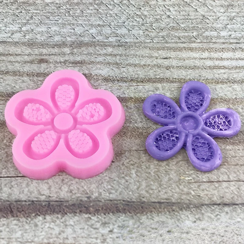 

Small Flower Chocolate Mold Lace Shape Fondant Cake Mold West Point Silicone Baking Tool Silicone Mold for Epoxy Resin
