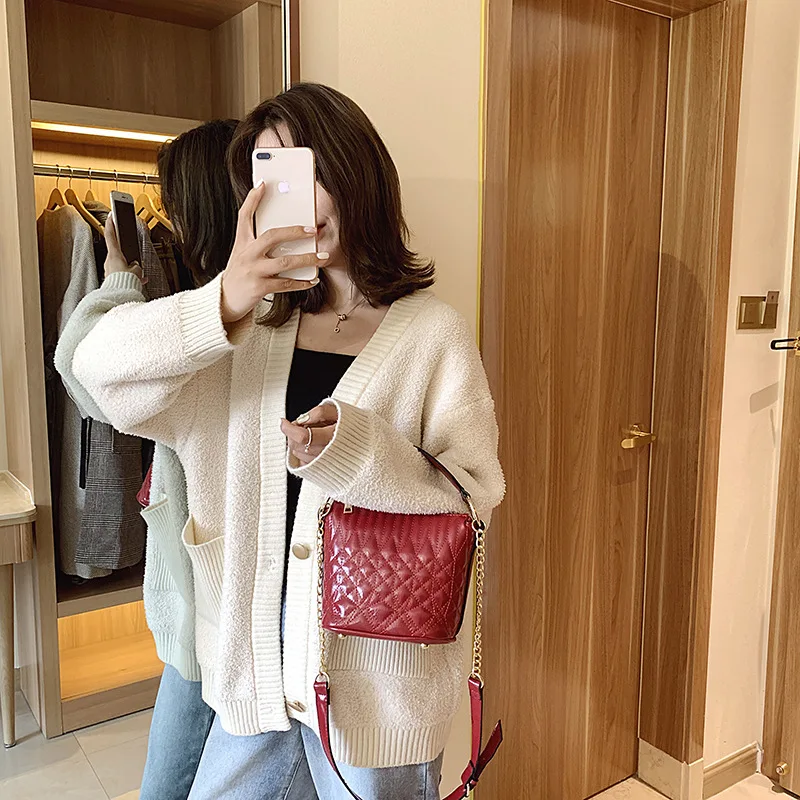 

2019 New Winter Women's Bag Winter Fashion Slant Straddle Bag Women's Simple Shoulder Bag Women Bag Purses and Handbags