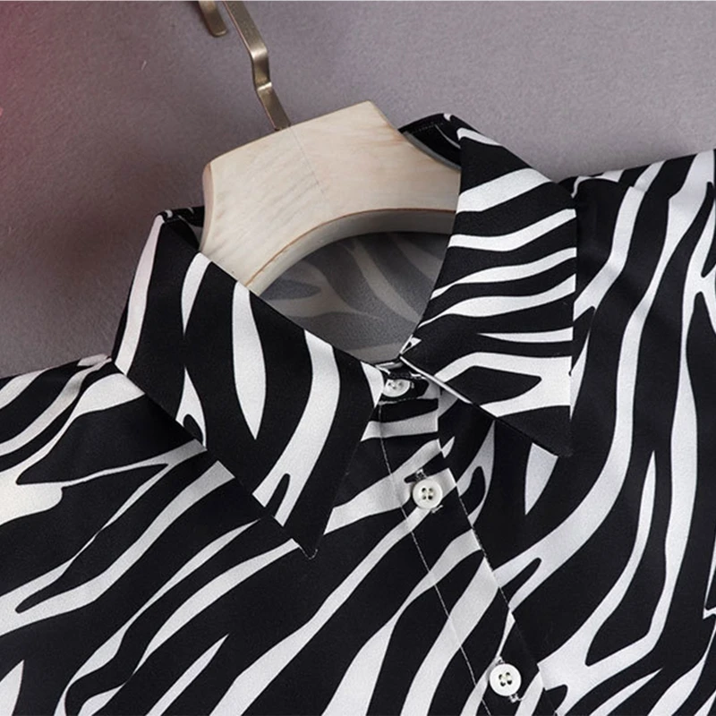 

Women Harajuku Zebra Stripes Print Lapel False Fake Collar Button Down Detachable Half Shirt Blouse Decorative Dickey