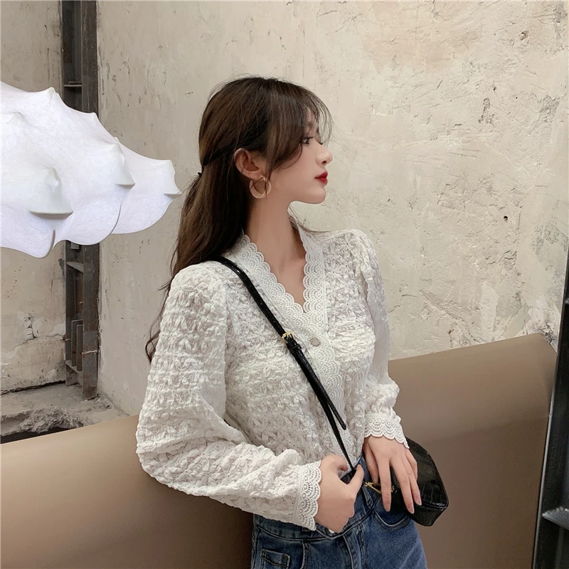 

COIGARSAM French Style Full Sleeve Shirt Womens tops New Loose Lace Hollow Out V-Neck Women shirts Rice White 2083