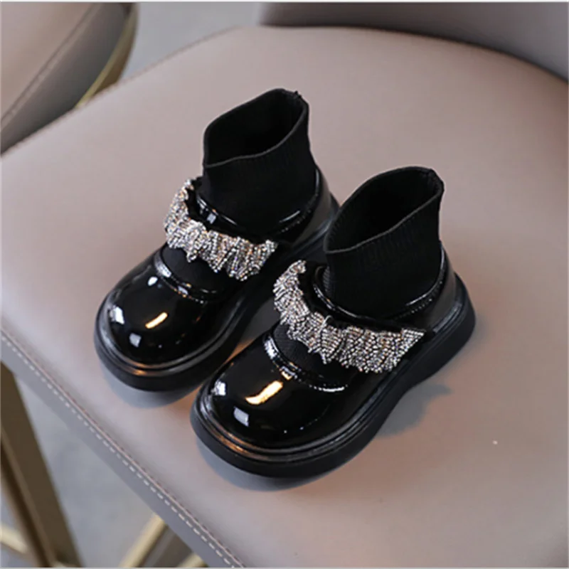 

Новинка 2021, Осенняя детская обувь для девочек, кожаные ботинки принцессы со стразами и прострочкой, модные детские ботинки
