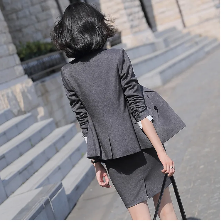 Женский элегантный деловой офисный блейзер с длинным рукавом приталенный