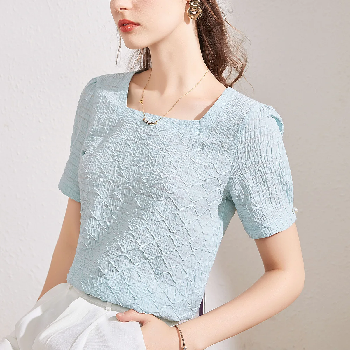 

Women Retro Lace Patchwork Nylon And Spandex Romantic Blouse Shirt Short Sleeve 2021 Female Shirt Tops Clothes AE0110