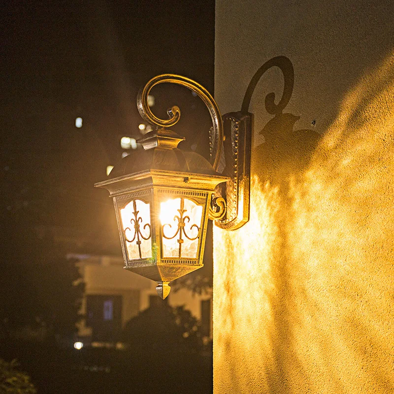 Скидка Уличный настенный светильник в европейском стиле, водонепроницаемый светильник для прохода, сада, балкона, виллы, американский Ретро, уличн...