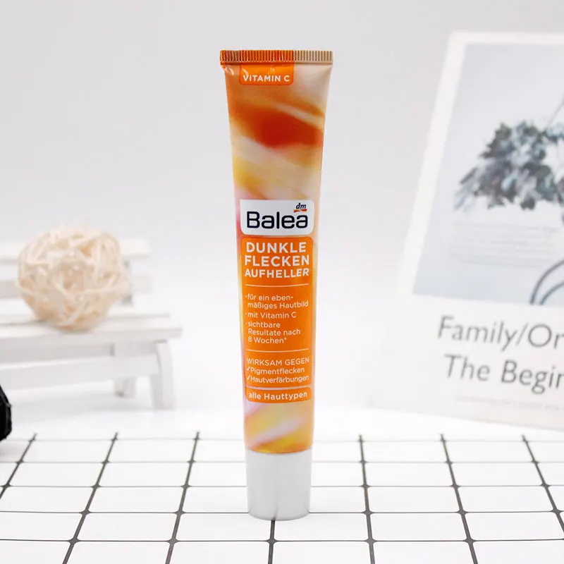 Концентрированный витаминный крем Balea для осветления темных точек пигментации