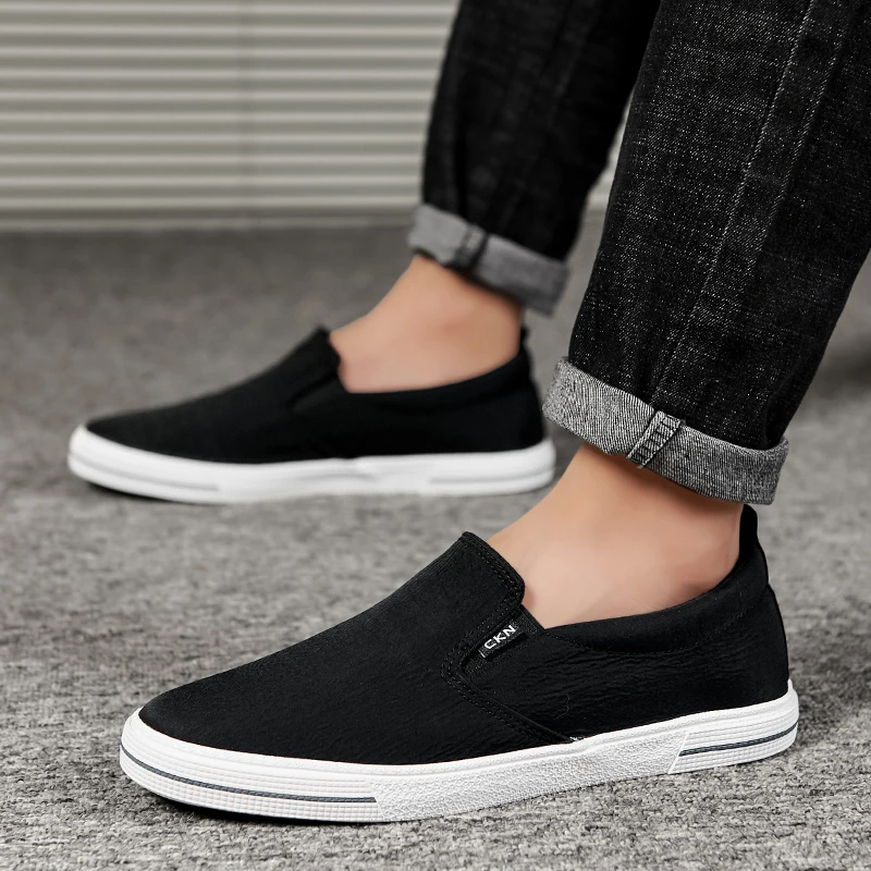 

2021 Men's Shoes High Quality Low Cut Autumn Solid Color Casual Breathable Flat Canvas Male Footwear Size 39-44 tenis masculino