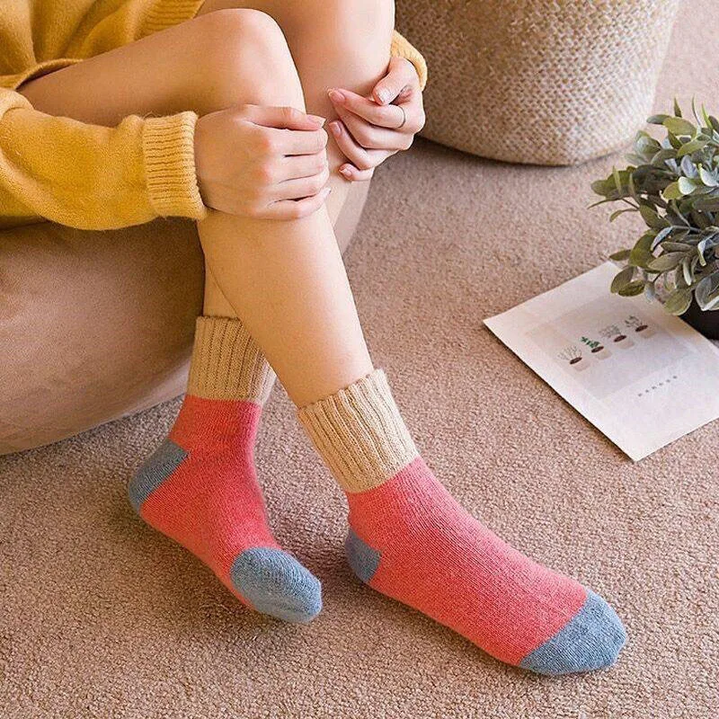 New Winter Women's Thickened Warm Harajuku Retro Solid Color Wear-Resistant Fashion Casual Wool Socks 5 Pair