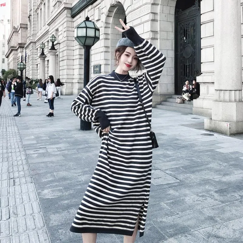 

Casual Turtleneck Loose Knitted Dress Women Winter Streetwear Straight Split Maxi Black And White Striped Dress Fashion Pullover