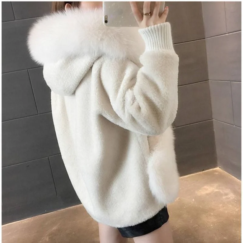 Модное пальто из искусственного меха с воротником лисы и капюшоном Женское