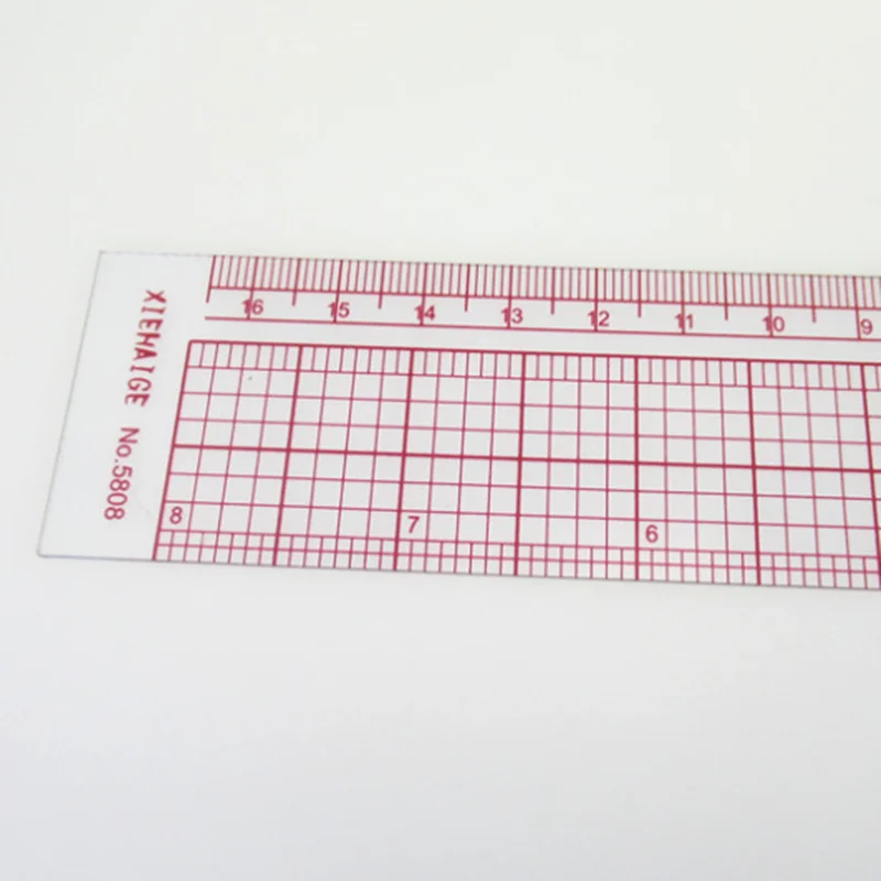 Красный 90 градусов одежда игральная линейка пластиковая резка процесс масштаб