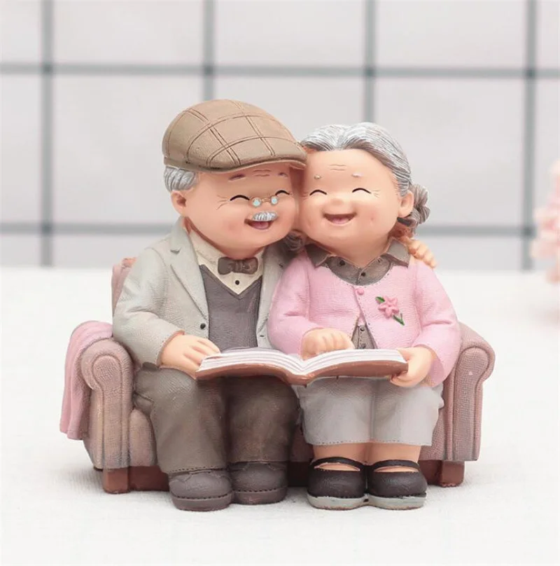

Grandparents Model Ornament Creative Sweety Lovers Couple Ornaments Modern Home Decoration Living Room For Office Table Gift