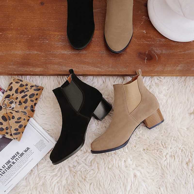 Женские ботинки челси на высоком каблуке с круглым носком | Обувь