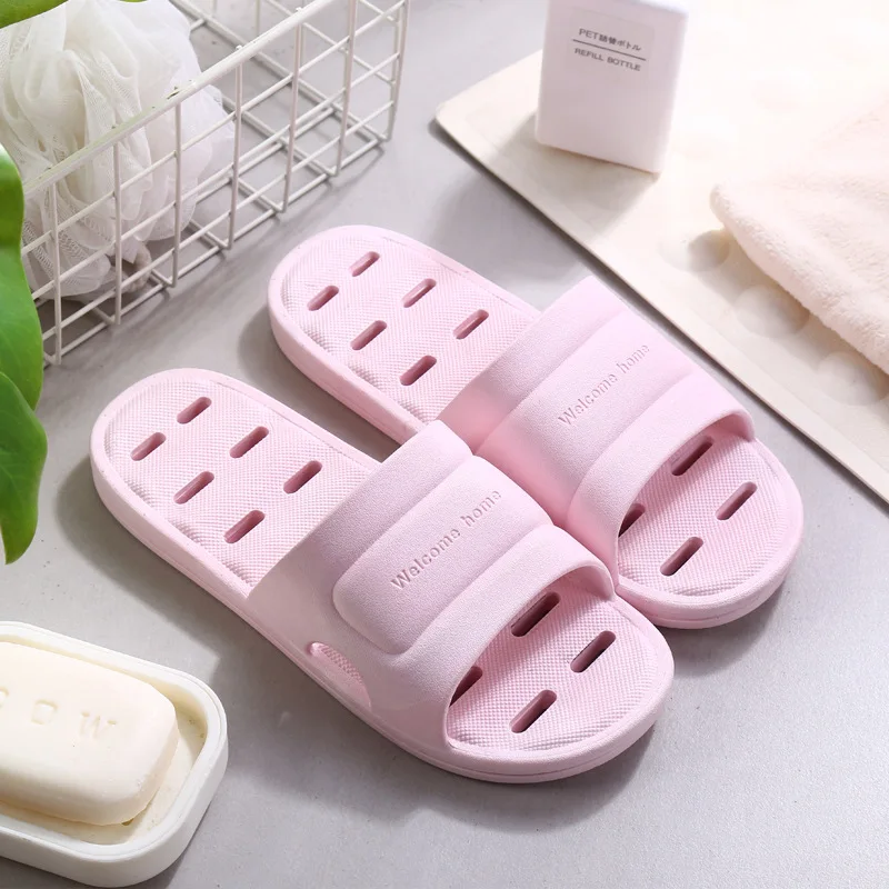 

Bathroom slippers for women in summer, anti-slip, holes and leaks, plastic home lovers' indoor slippers with thick soft soles