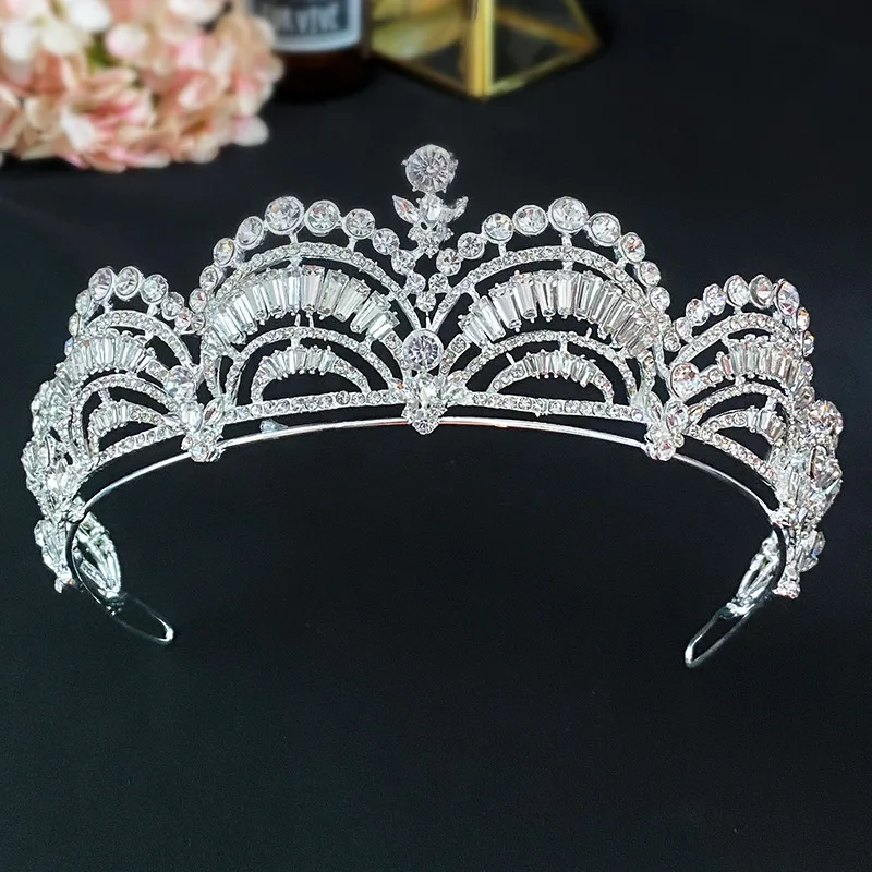 

Luxury Diverse Silver Color Crystal Bridal Tiaras Crown Rhinestone Pageant Diadema Collares Headpieces Wedding Hair Accessories