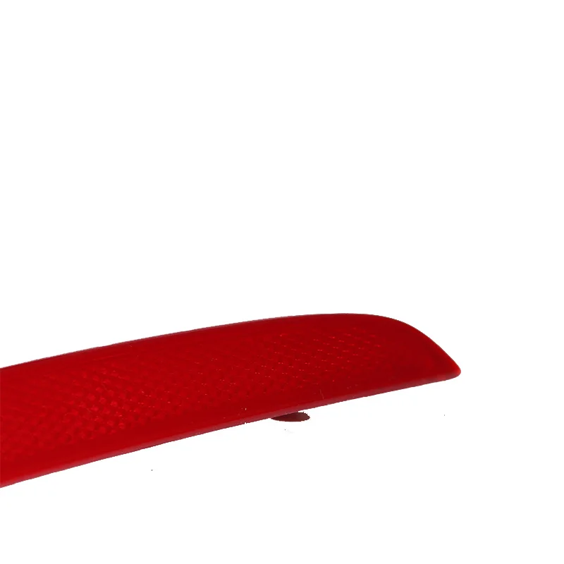 Светоотражатель заднего левого и правого бампера красный 3TD 945 105 106 для SKODA SUPERB