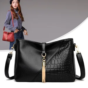 2021 new fashion womens shoulder bag tassel single leather messenger bag for women street temperament tote bag free global shipping