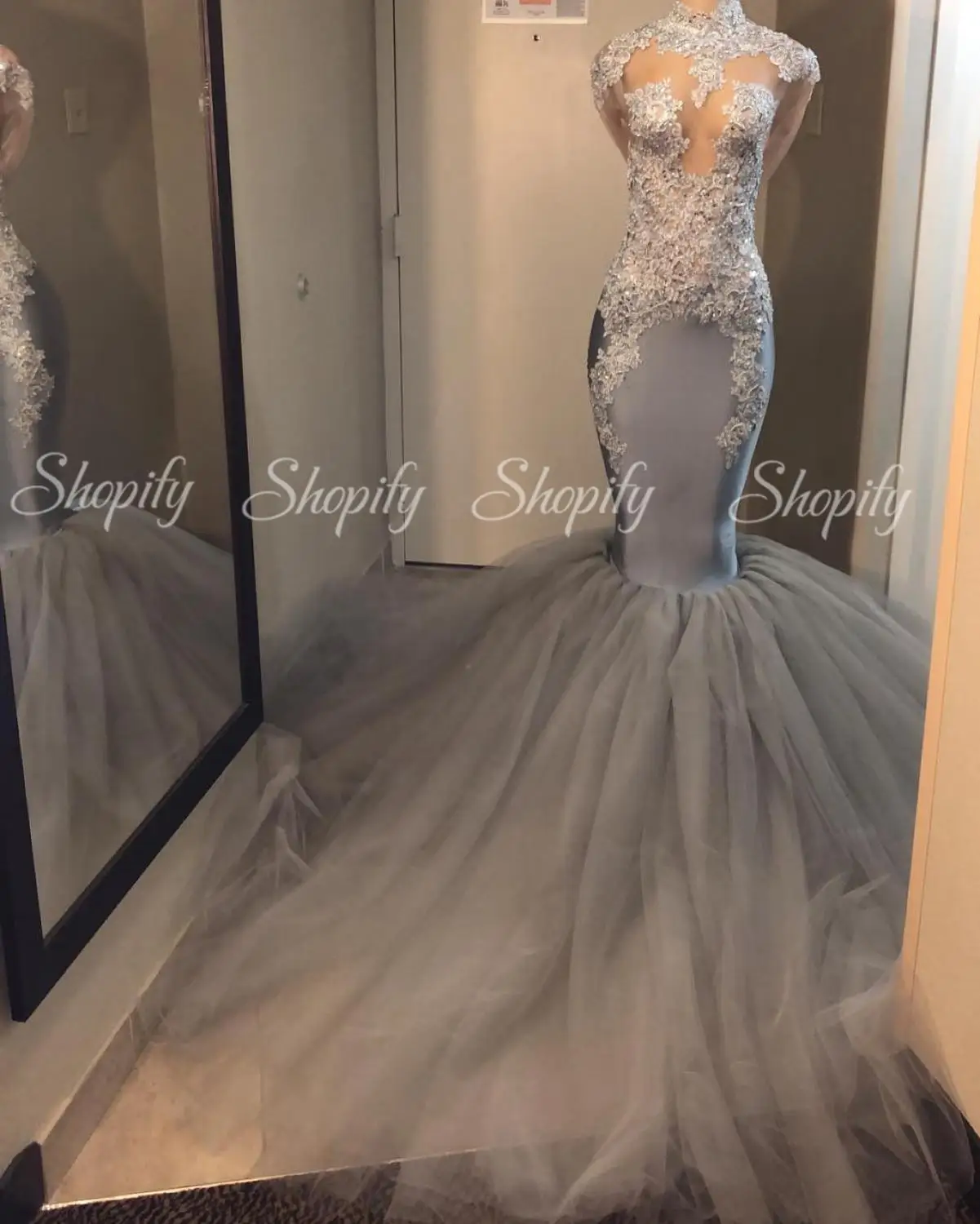 

High Neck Mermaid Prom Dresses 2020 Sexy Long Sleeve See Through Top Lace Silver African Black Girl Gala Prom Party Gowns