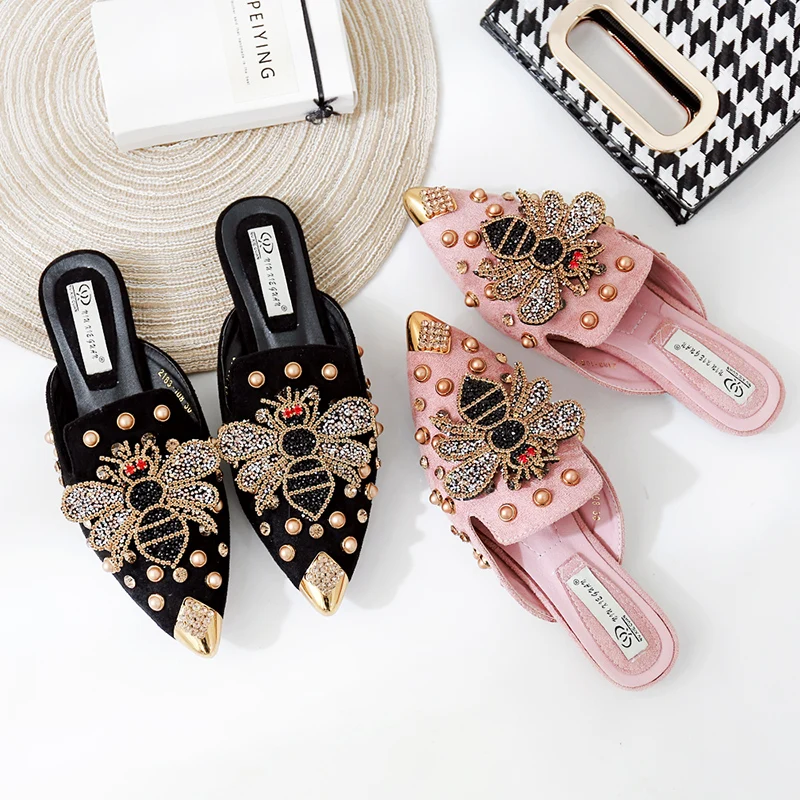 

Slippers Women Summer Luxury 2021 New Sexy Rhinestone Rivet Flat Pointed Toe Fashion Muller Sandals Plus Size 40 Chaussure Femme