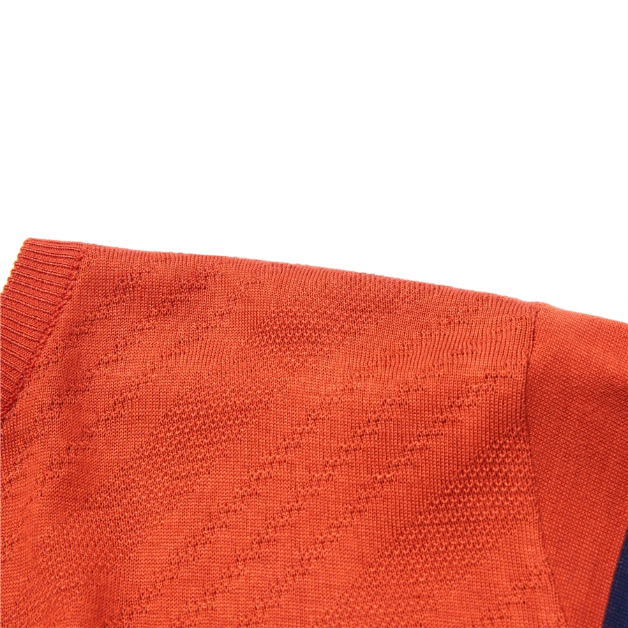 

RUELK 2020 New Autumn And Winter Men Sweaters Youth Casual Striped Men's Sweaters V-neck Pullover bottoming Shirts Mens Sweaters