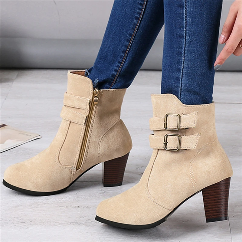 

Women's Leisure Rome Flat Plus Size Flat One Word With Peep Toe Slippers Shoes High quality material comfortable and soft A50