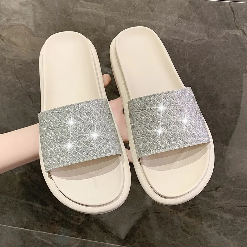 

House Slippers Platform Flat Shoes Female Slipers Women Luxury Slides Jelly Flip Flops Low Flip-Flops 2021 Summer Designer Beach