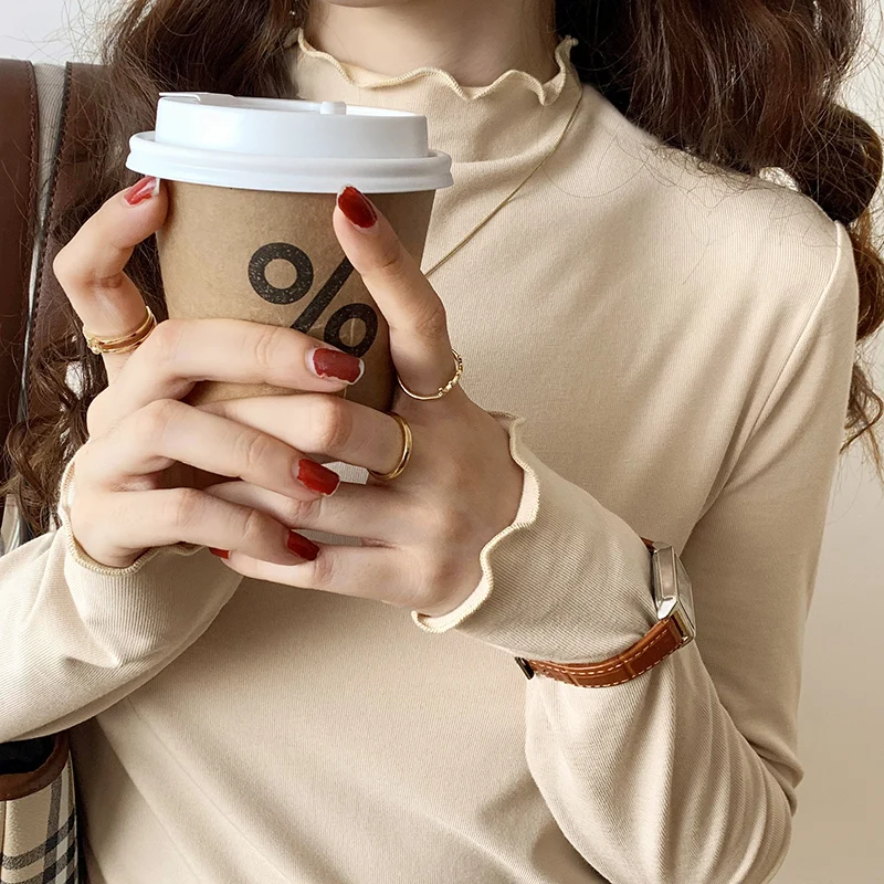 

Повседневная Универсальная футболка, Новинка осени 2021, рубашка с полувысоким воротником, облегающие топы с деревянными ушками, модная женс...