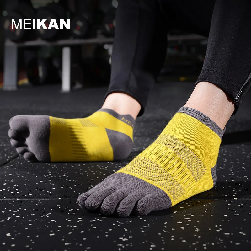 Men's and Women's Cotton 3 Pairs Per Set Breathable and Five-toed Socks Split Toe Socks Short Tube Five-toed Sports Yoga Socks