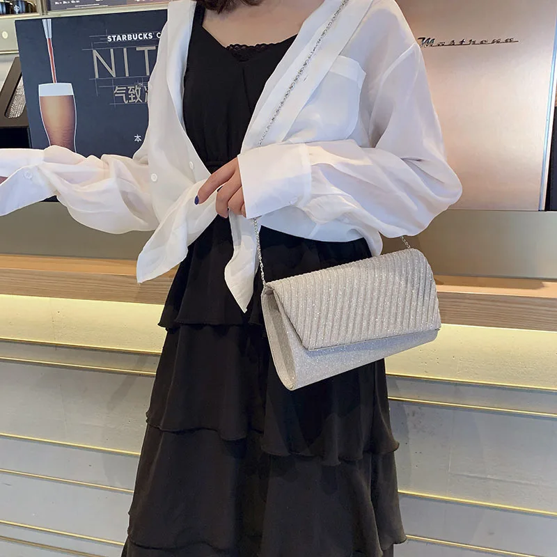 Маленькая сумка женская 2020 новая полосатая ручная маленькая квадратная с