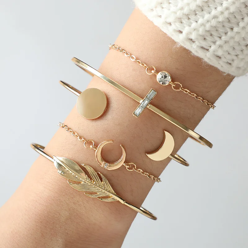 

Crystal Open Bracelet Bohemian Golden Moon Leaf Set Ladies Punk Bohemian Beach Bracelet Jewelry Gift