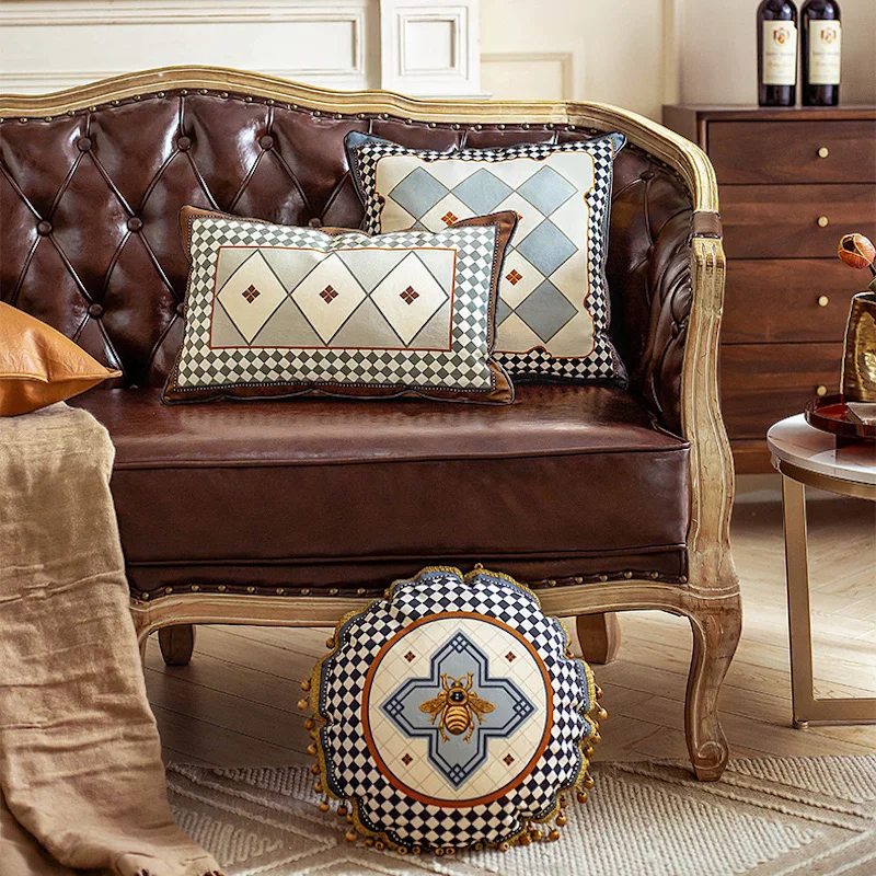 

Подушки в форме пчелы, синяя Геометрическая Подушка, искусственная кожа, роскошная бархатная декоративная наволочка для дивана, современные украшения для дома