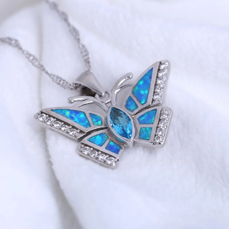 

Fashion Gorgeous Zircon Fire Opal Butterfly Pendant Necklace Female Elegant Party Jewelry Birthday Charm Gift Wholesale
