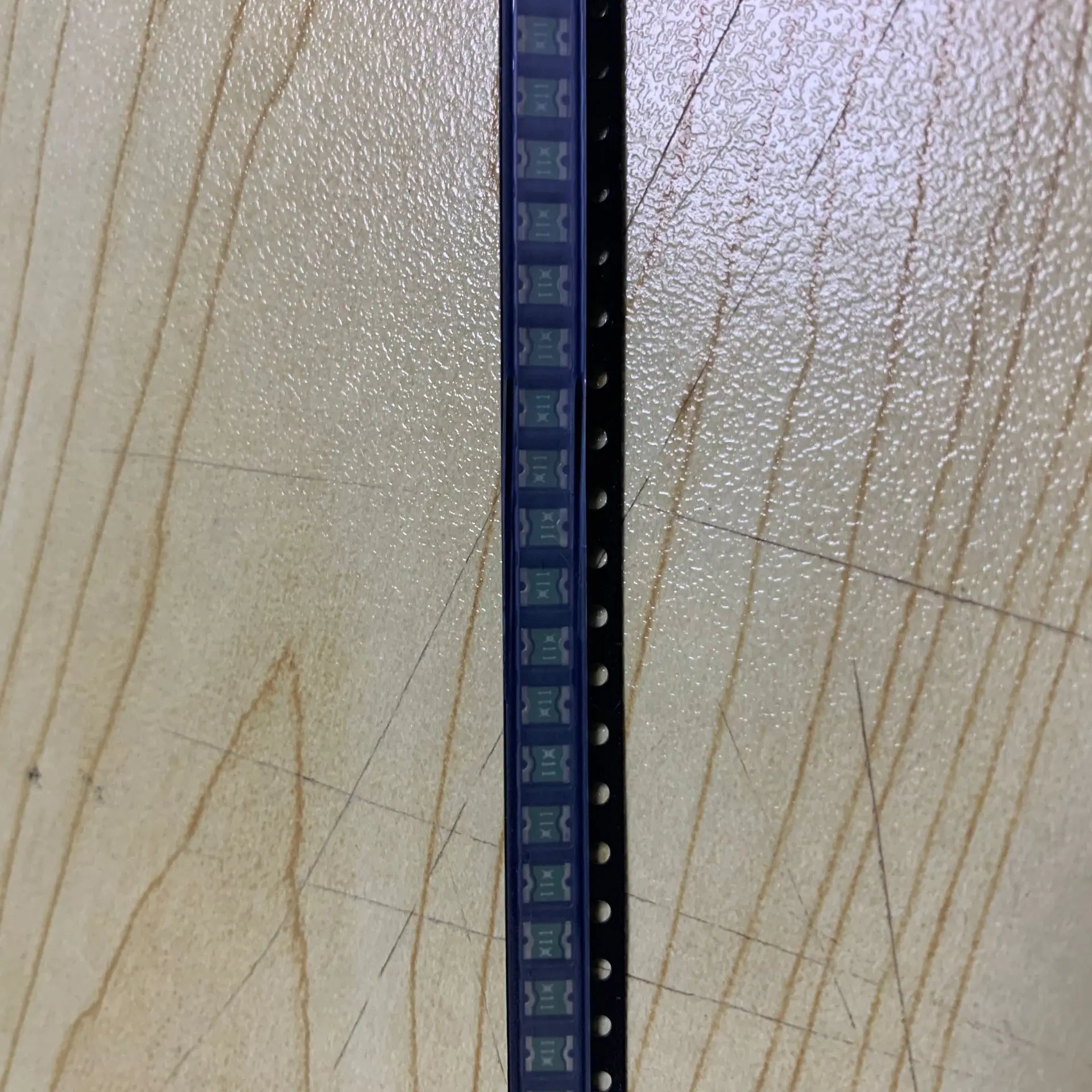50-100 Uds Самовосстанавливающийся Предохранитель MICROSMD110F-2 X11 PPTC 100% оригинал nuevo